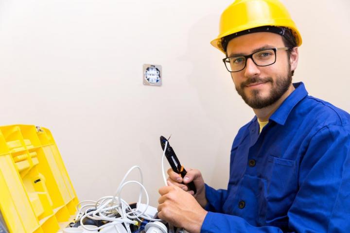 Industrial Electrician Durham